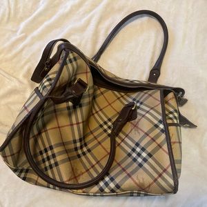 Burberry boston bag COPY - Vintage Burberry Boston Bag